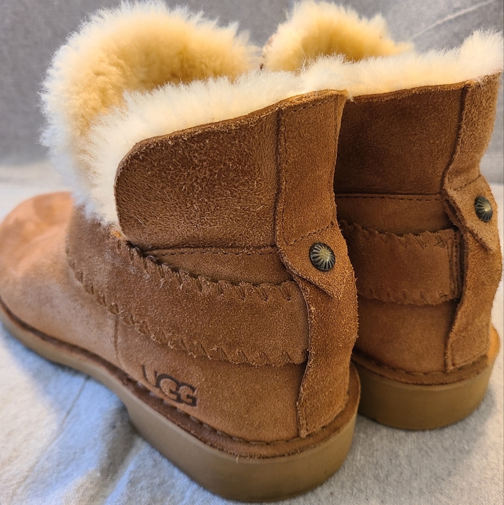 Women's Uggs Mckay Bootie